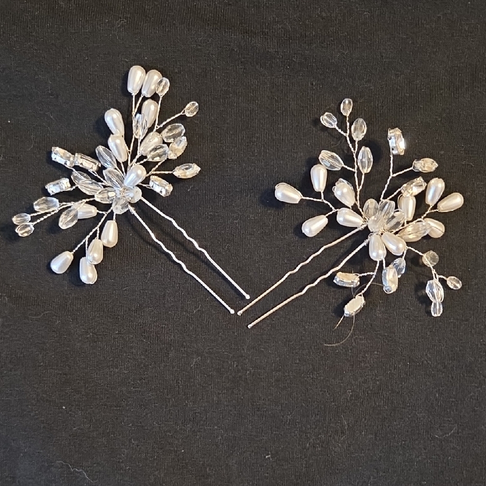 Elegant Crystal and Pearl Hair Pins